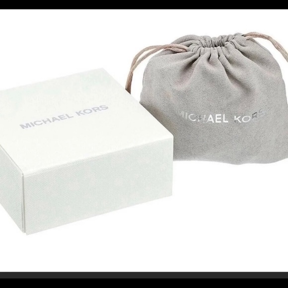 Michael Kors Hoop classic pearl rose Earrings - Picture 2 of 3